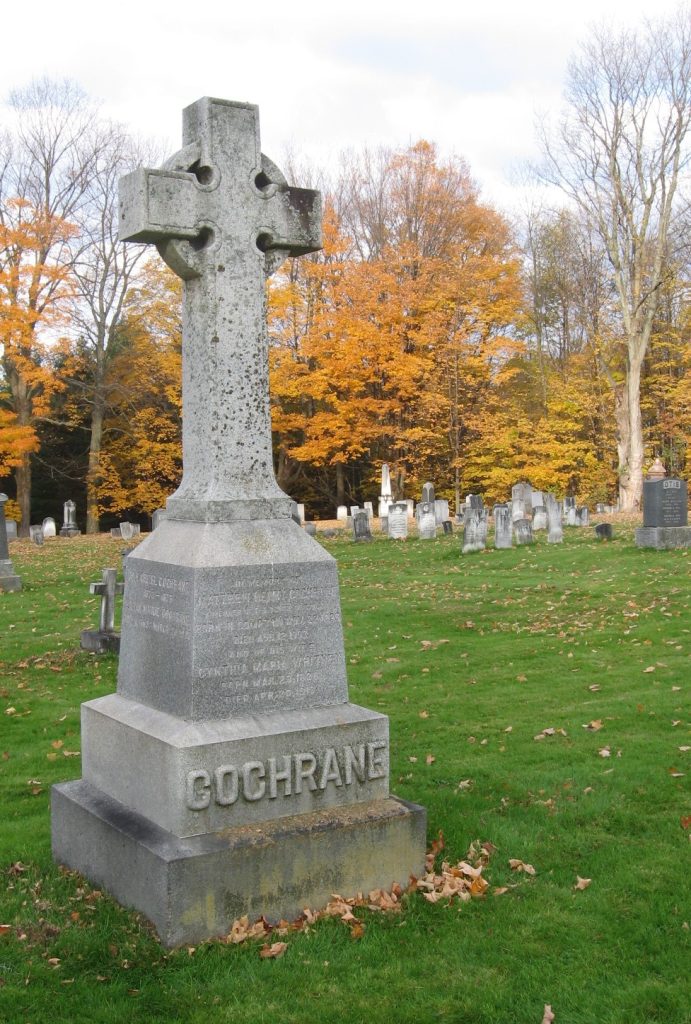 le monument Cochrane au Compton Cemetary