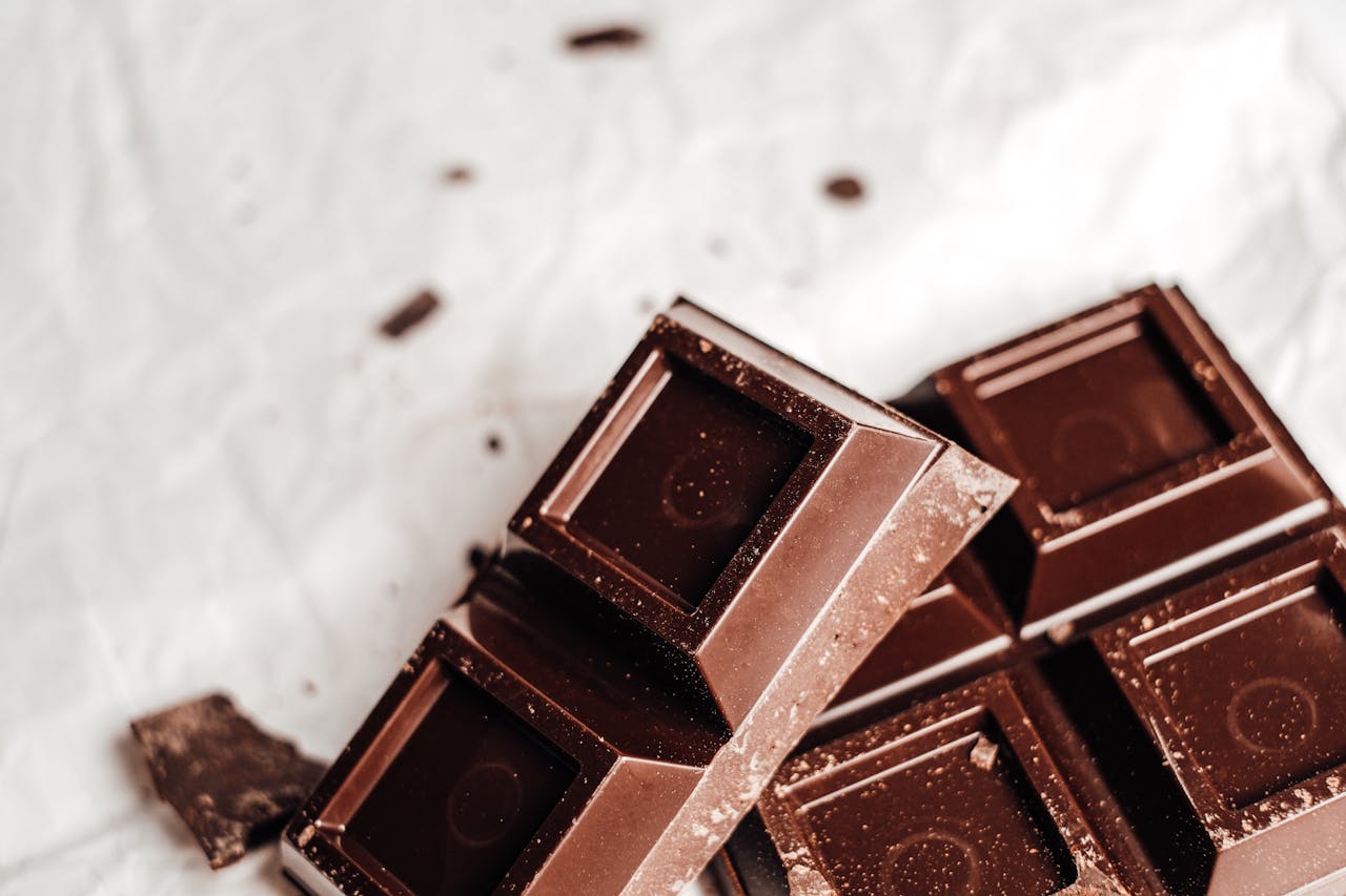 chocolat noir a plusieurs bienfaits sur la santé